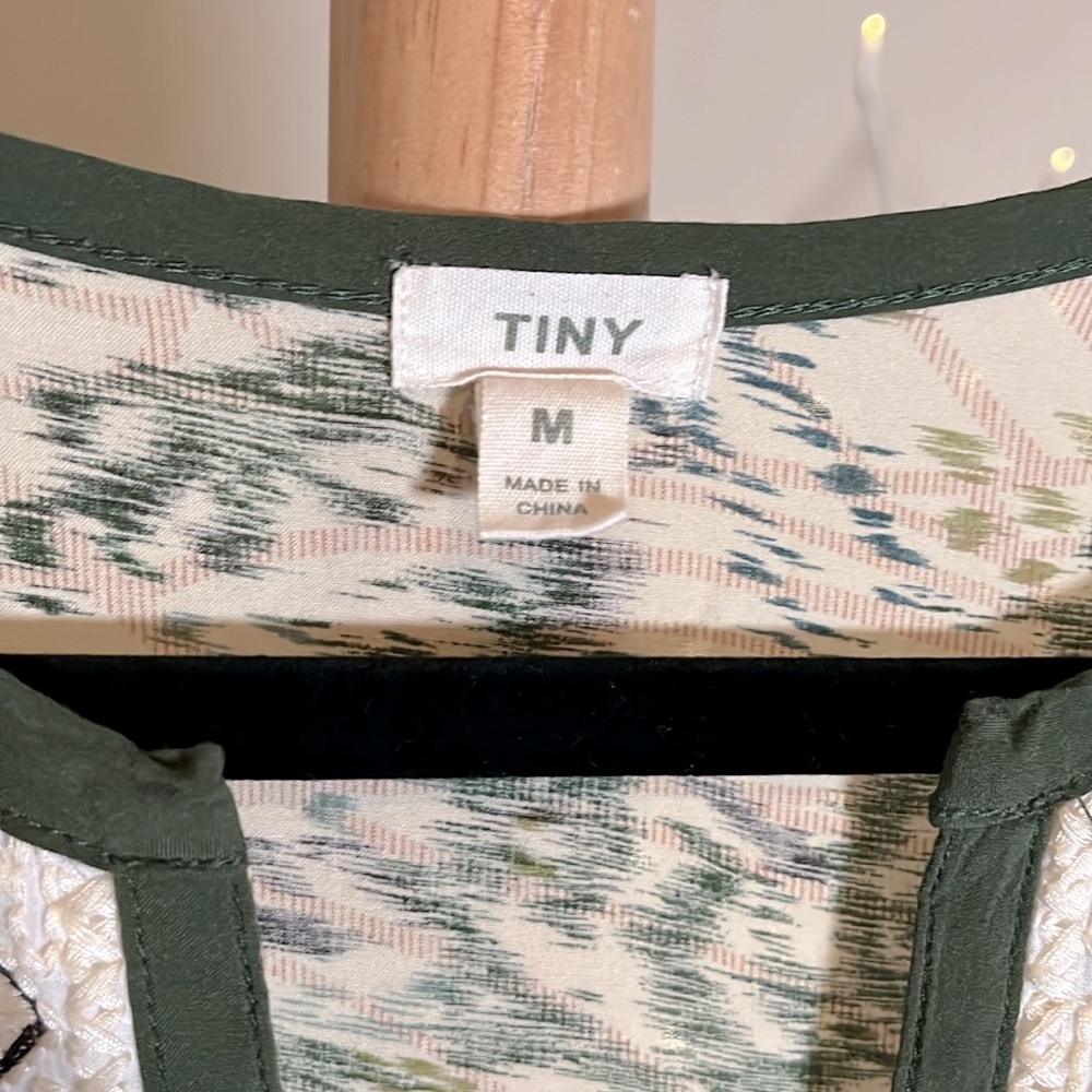 TINY Anthropologie M Rayon/linen blend embroidered tunic with lace detail. EUC - Picture 5 of 6